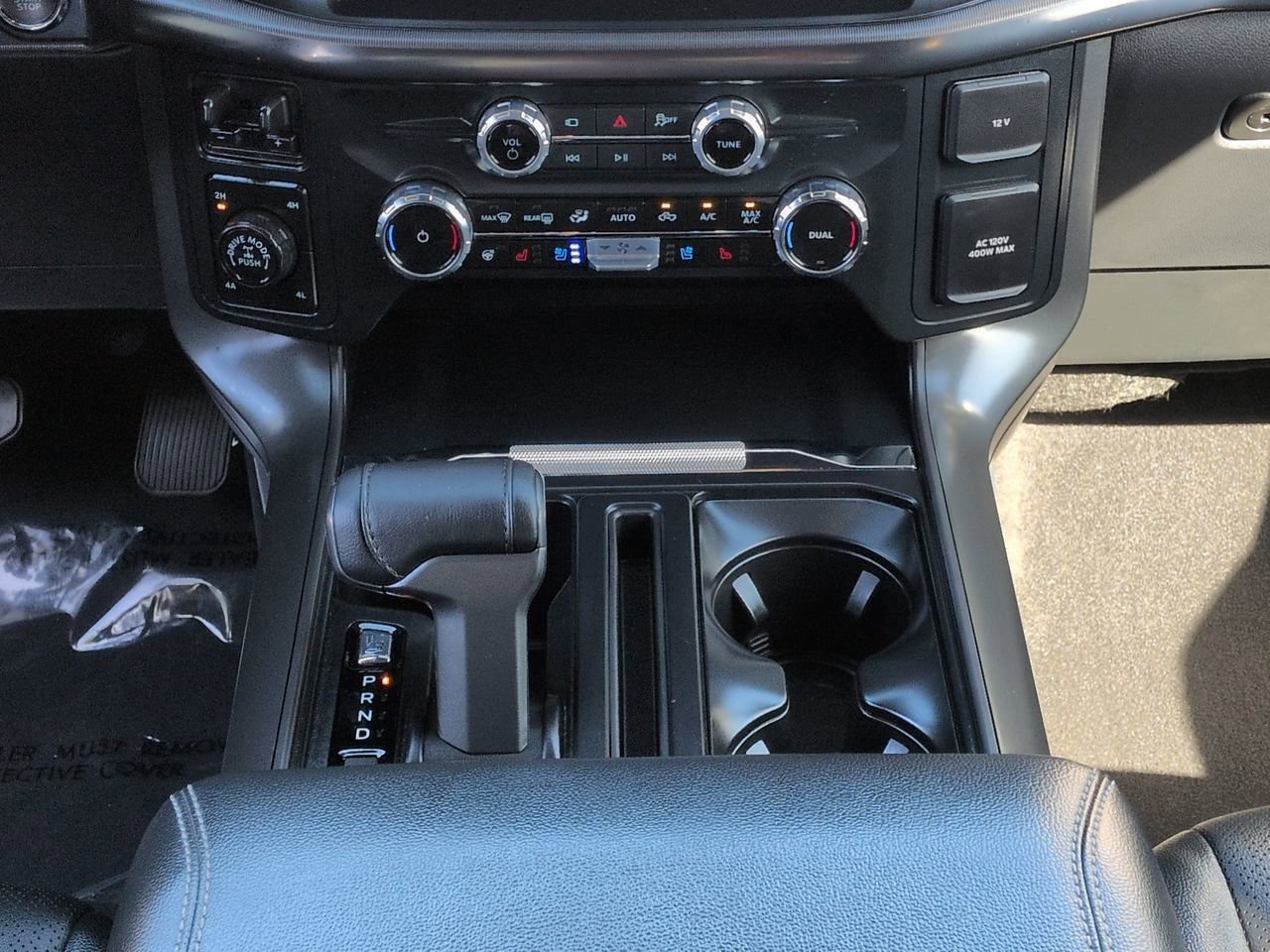 Certified 2025 Ford F150 Lariat w/ Equipment Group 502A High image 18