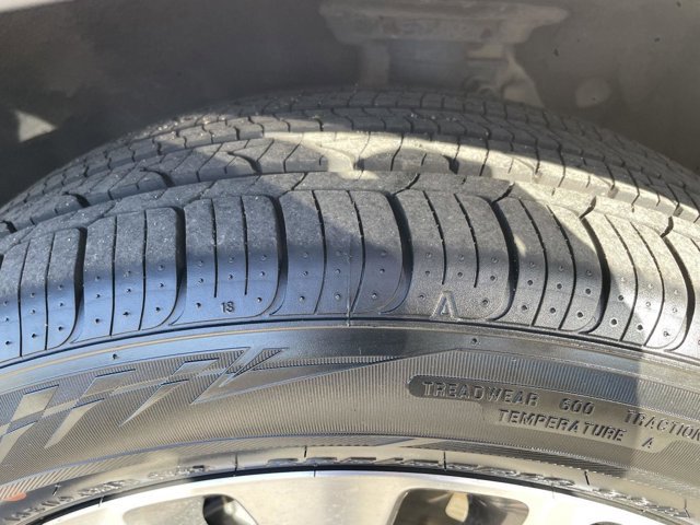 Certified 2021 Ford Escape Titanium w/ Class II Trailer Tow Package AWD/4WD image 14