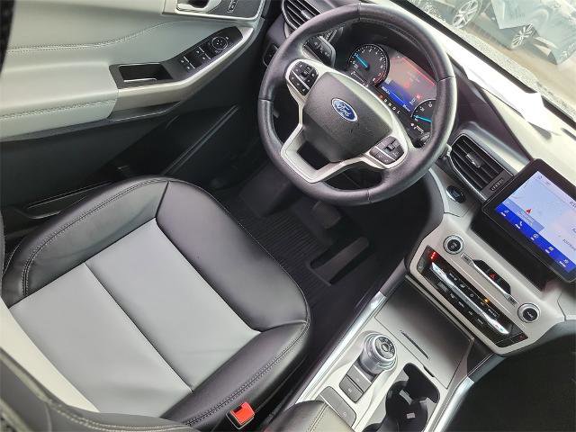 Certified 2023 Ford Explorer XLT w/ Equipment Group 202A image 17