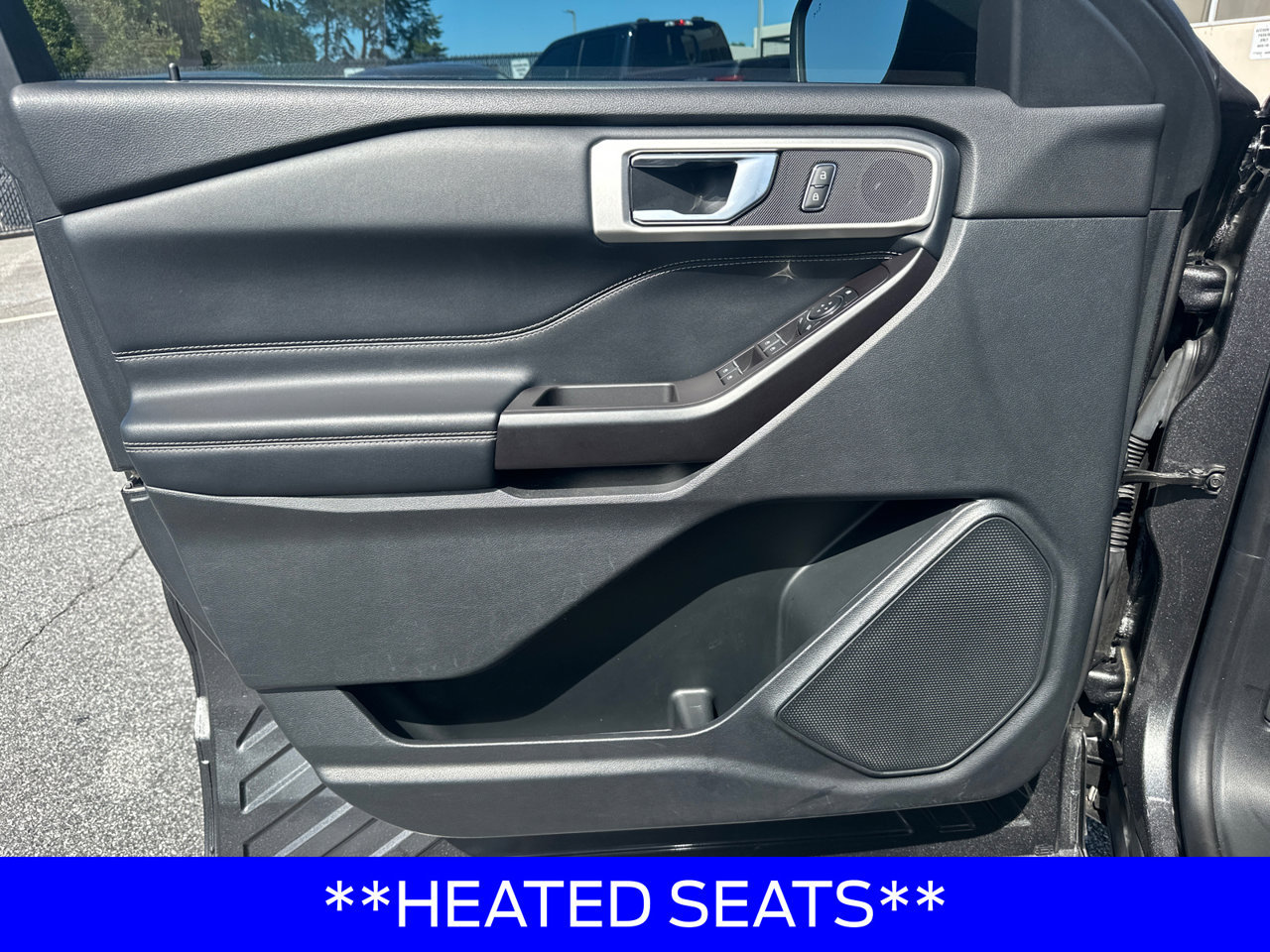 Certified 2020 Ford Explorer XLT w/ Equipment Group 202A RWD image 11