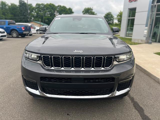 Used 2024 Jeep Grand Cherokee L Limited AWD/4WD image 8