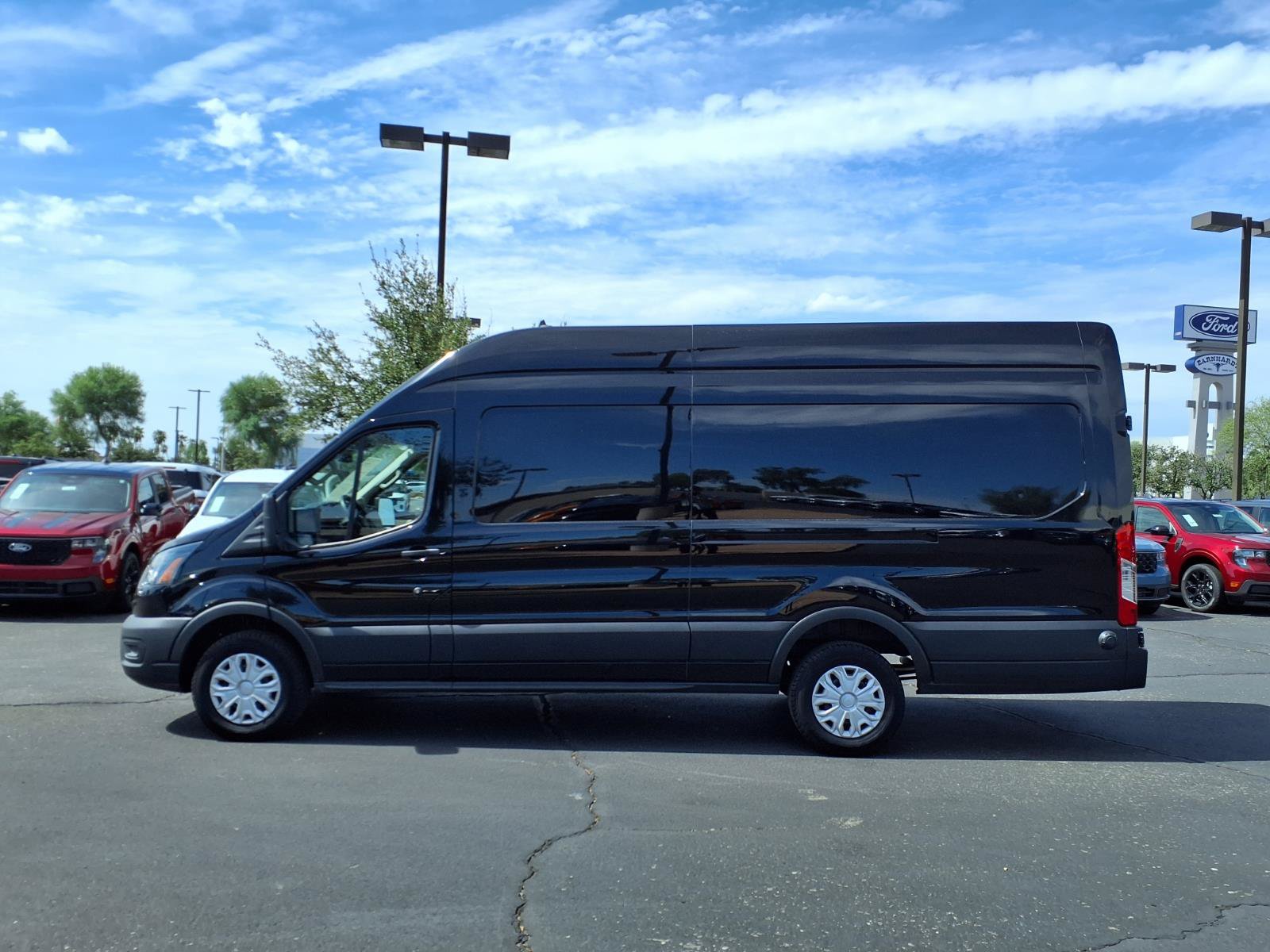 Certified 2025 Ford Transit 250 148 High Roof Extended RWD image 3
