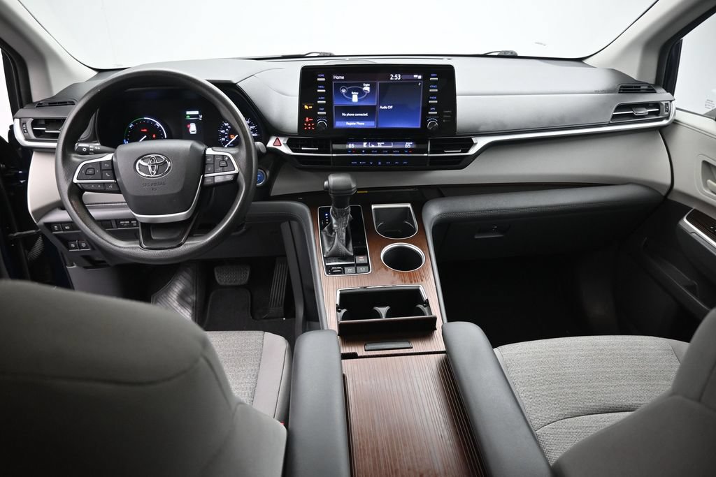 Used 2021 Toyota Sienna LE w/ LE Plus Package FWD image 25