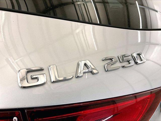 Used 2023 Mercedes-Benz GLA 250 image 13