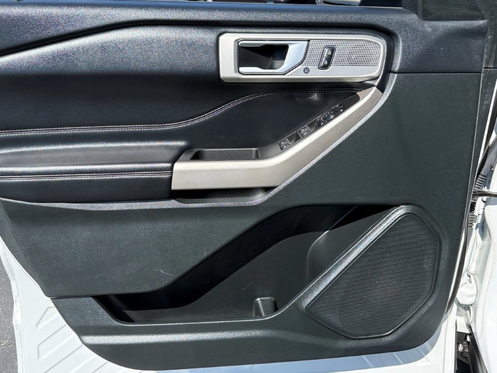 Certified 2023 Ford Explorer Limited image 10