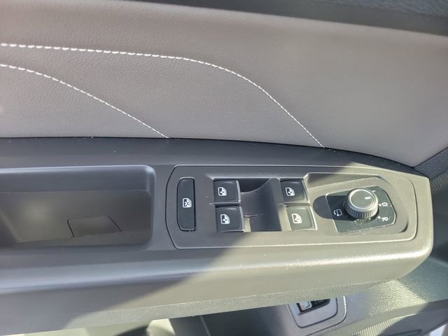 Used 2023 Volkswagen Atlas SEL Premium AWD/4WD image 25