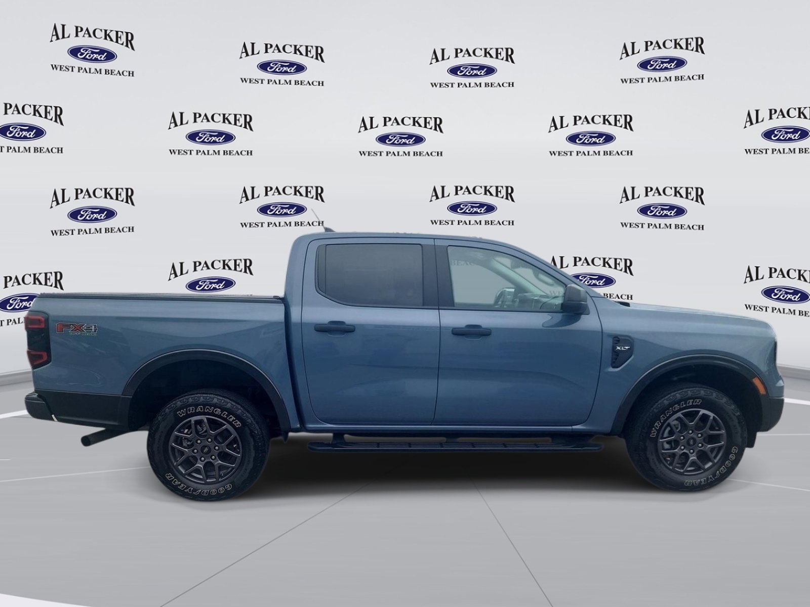 Certified 2024 Ford Ranger XLT w/ FX4 Off-Road Package AWD/4WD image 6