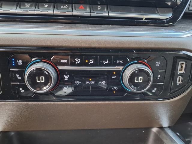 Used 2024 Chevrolet Silverado 3500 LTZ w/ LTZ Convenience Package image 25