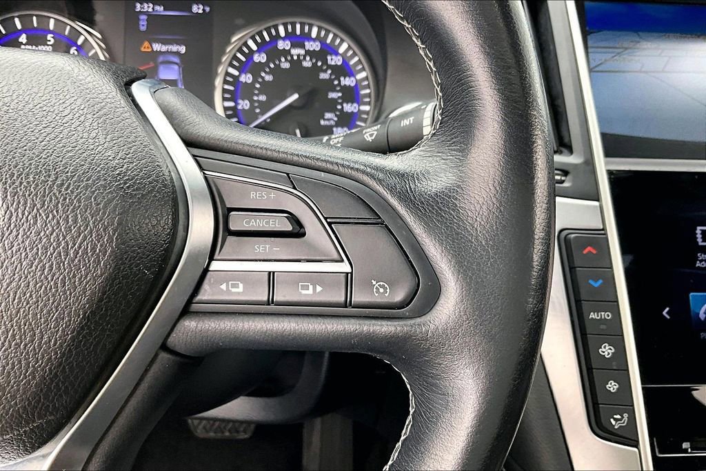 Used 2019 INFINITI Q60 3.0t Luxe w/ Essential Package image 19