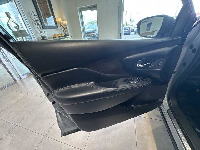 Used 2022 Nissan Murano Platinum AWD/4WD image 21