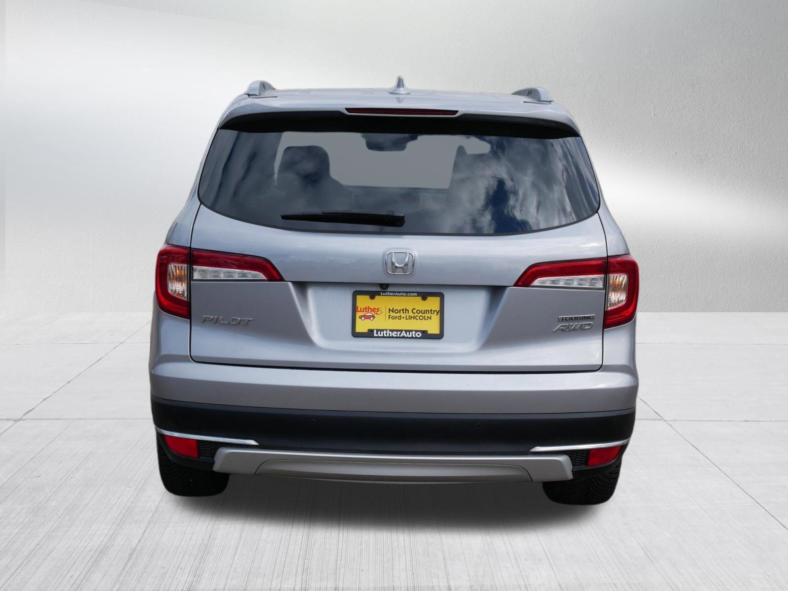 Used 2020 Honda Pilot Touring image 6