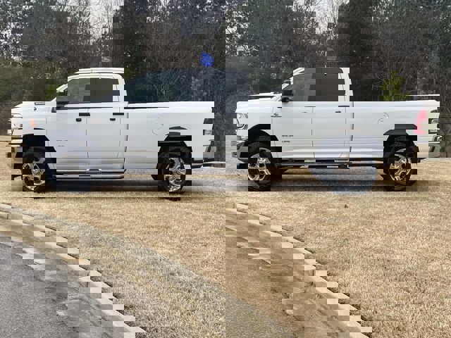 Used 2024 RAM 3500 Big Horn video 2