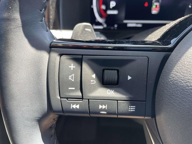 Used 2024 Nissan Pathfinder Platinum FWD image 20