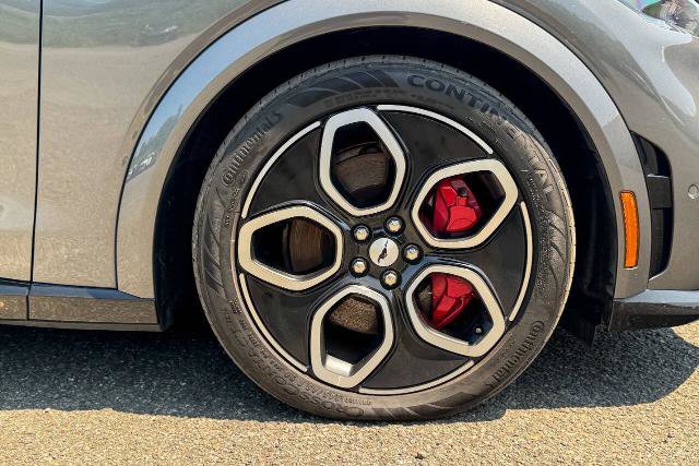 Certified 2023 Ford Mustang Mach-E GT AWD/4WD image 9