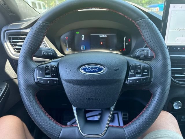 Certified 2023 Ford Escape ST-Line Select w/ Tech Pack #1 AWD/4WD image 17