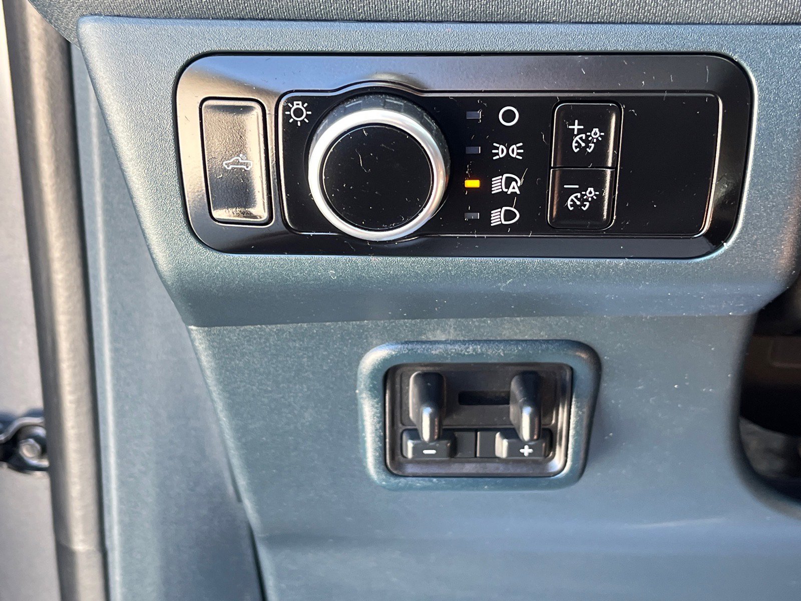Certified 2023 Ford Maverick Lariat w/ Lariat Luxury Package AWD/4WD image 18