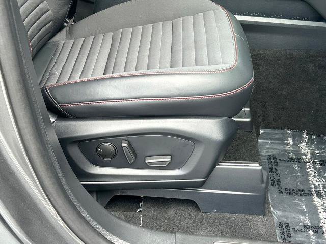 Certified 2026 Ford Explorer ST-Line w/ ST-Line Street Pack RWD image 40