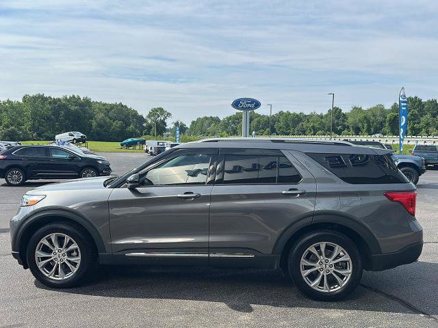 Certified 2022 Ford Explorer Limited w/ Equipment Group 301A AWD/4WD image 4