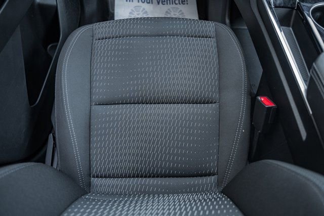 Used 2025 Chevrolet Equinox LT image 37