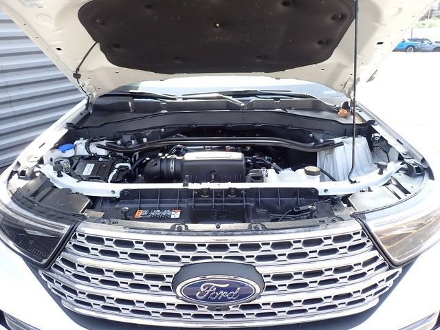 Certified 2024 Ford Explorer Limited w/ Limited Technology Package AWD/4WD image 16