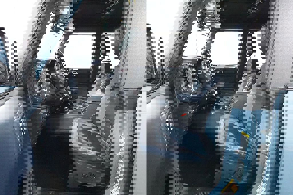 Certified 2022 Ford Bronco Outer Banks AWD/4WD image 23