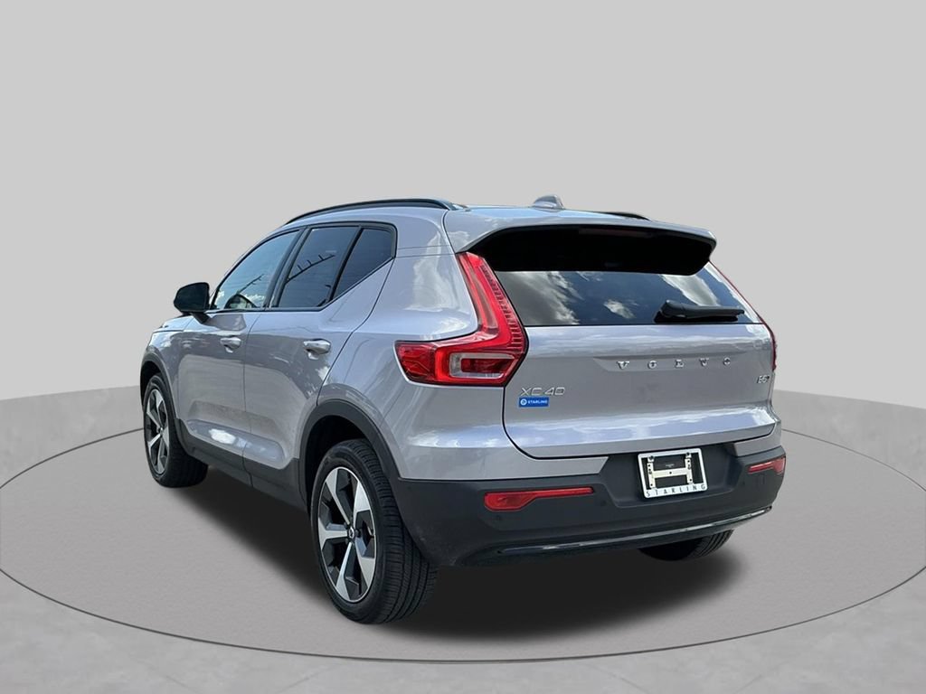 Used 2026 Volvo XC40 B5 Plus AWD/4WD image 7