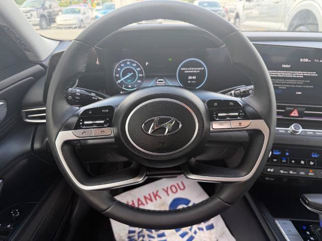 Used 2023 Hyundai Elantra Limited FWD image 15