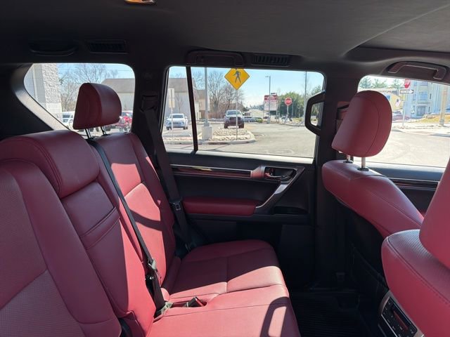 Used 2023 Lexus GX 460 Premium w/ Premium Package AWD/4WD image 34