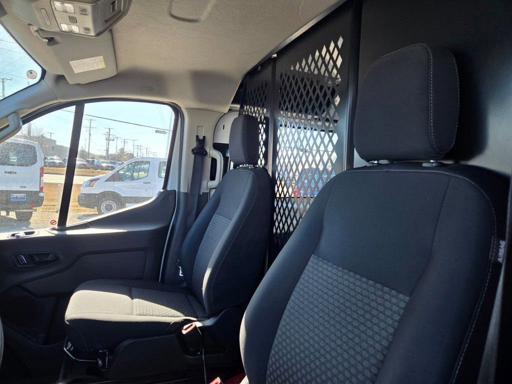 Certified 2024 Ford Transit 250 Low Roof w/ Exterior Upgrade Package image 14