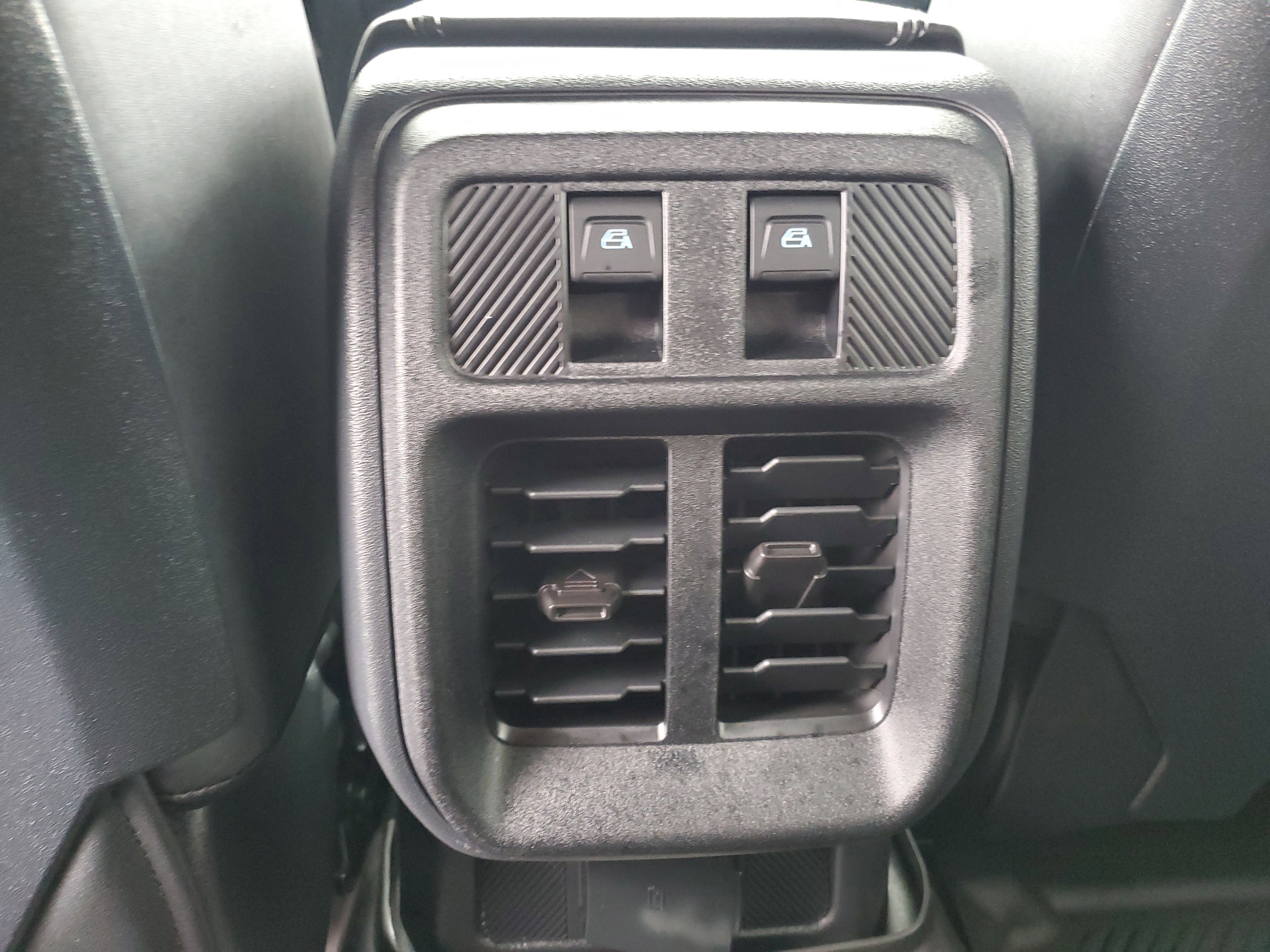 Certified 2025 Ford Bronco Badlands image 10