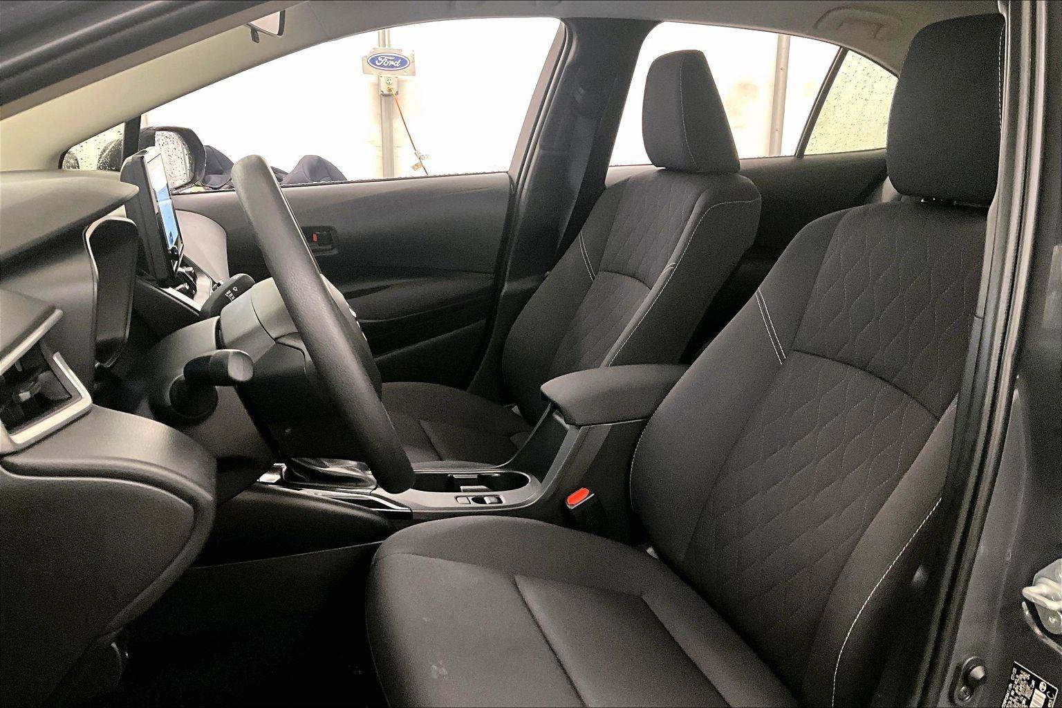 Used 2023 Toyota Corolla LE w/ Carpet Mat Package (TMS) image 24