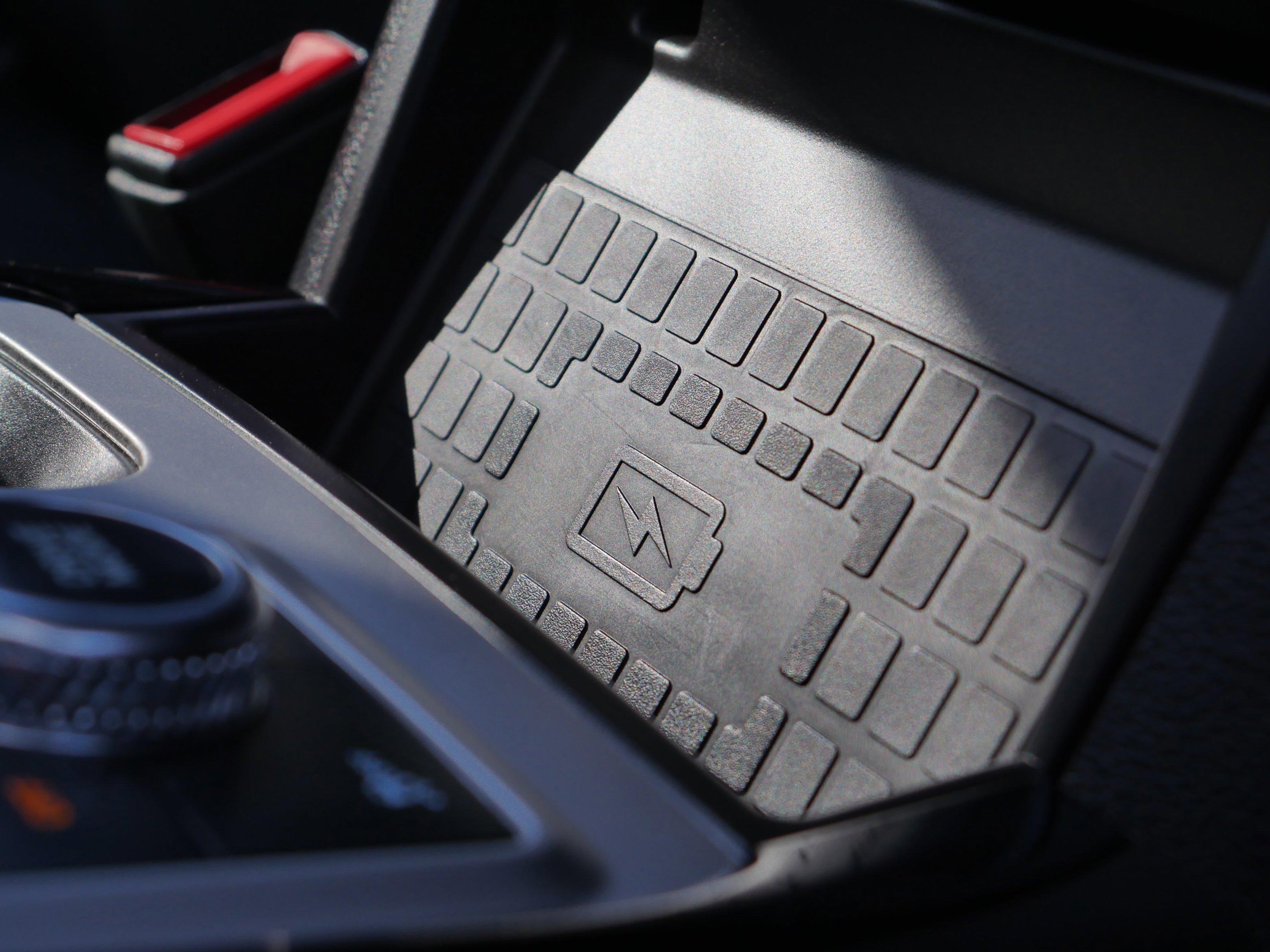 Certified 2023 Ford Explorer ST w/ Equipment Group 401A image 22