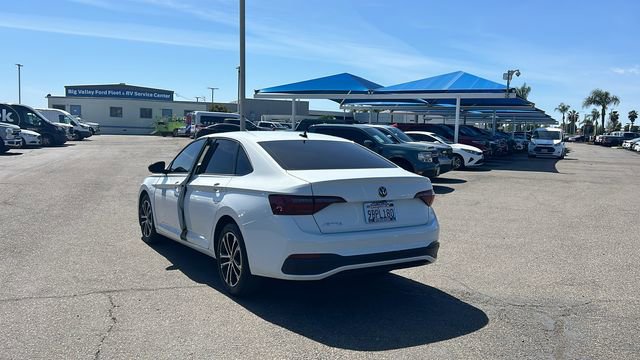 Used 2022 Volkswagen Jetta Sport FWD image 5