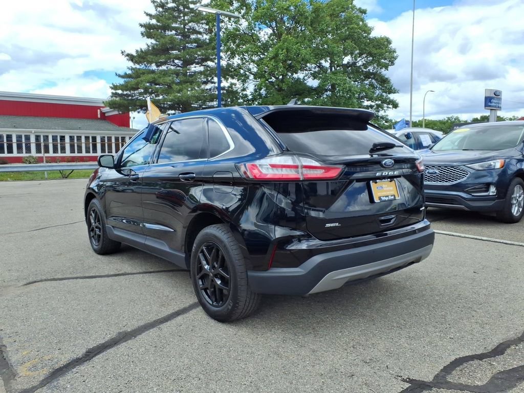 Certified 2023 Ford Edge SEL AWD/4WD image 8
