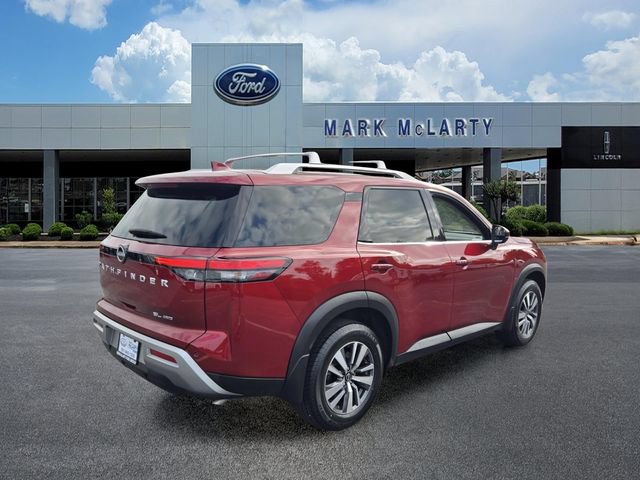 Used 2024 Nissan Pathfinder SL AWD/4WD image 5