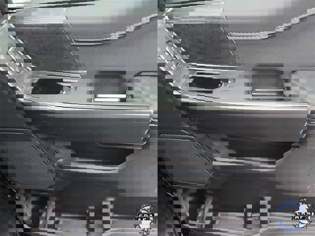 Certified 2023 Ford F150 XLT w/ Equipment Group 302A High image 33