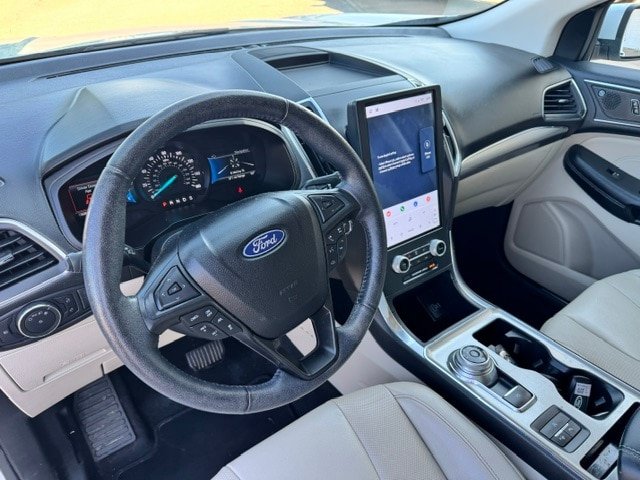 Certified 2022 Ford Edge Titanium w/ Equipment Group 301A AWD/4WD image 10