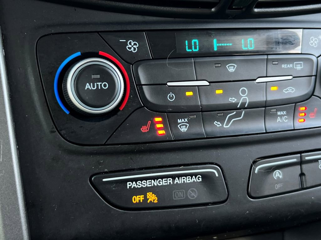 Certified 2019 Ford Escape SE FWD image 27