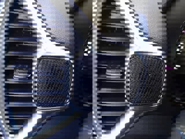 Used 2023 Kia Soul LX w/ LX Technology Package image 15