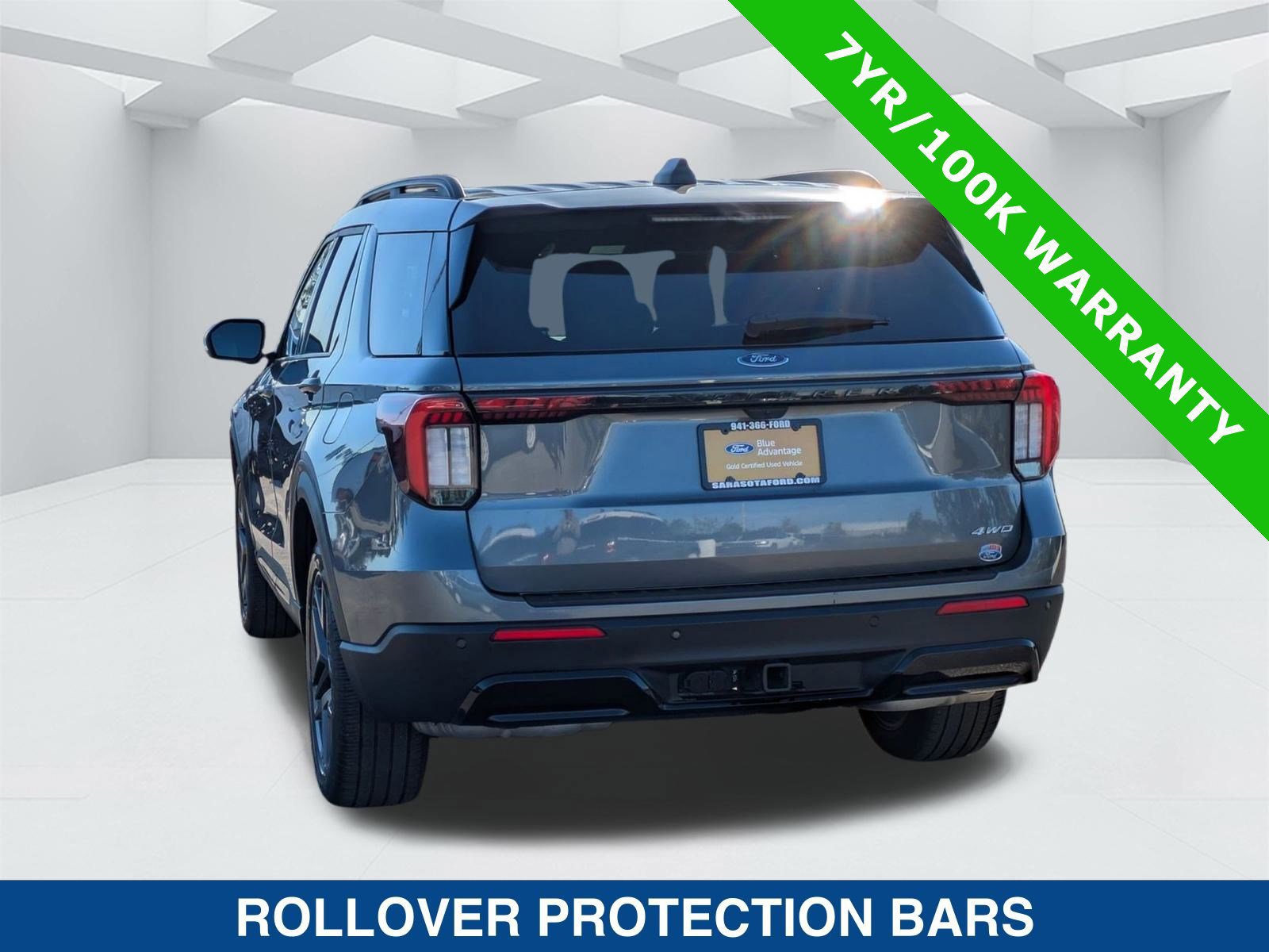 Certified 2025 Ford Explorer ST-Line w/ ST-Line Street Pack image 2