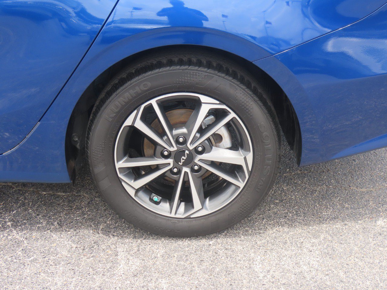 Used 2024 Kia Forte LXS FWD image 14