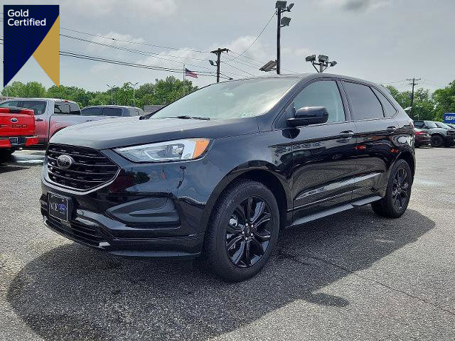 Certified 2024 Ford Edge SE w/ Black Appearance Package