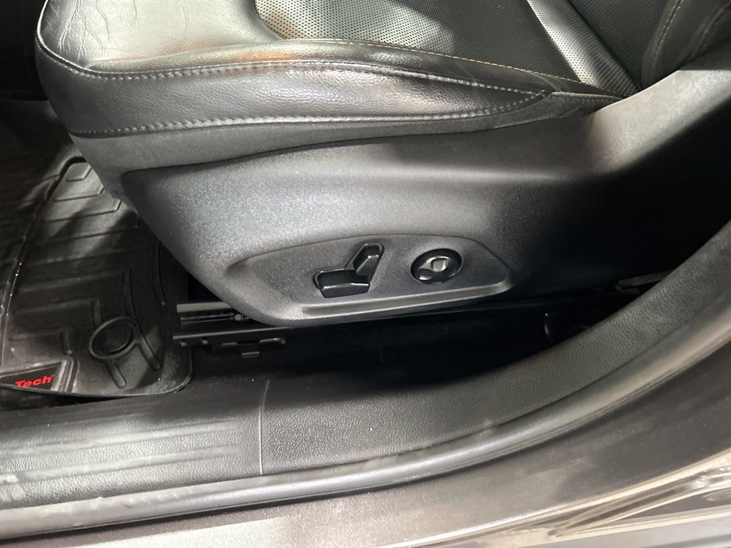 Used 2019 Jeep Compass Limited AWD/4WD image 11