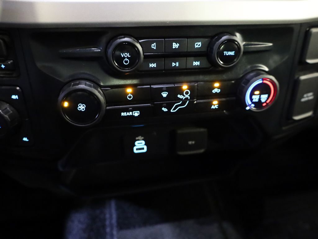Certified 2024 Ford F350 XLT w/ FX4 Off-Road Package AWD/4WD image 15