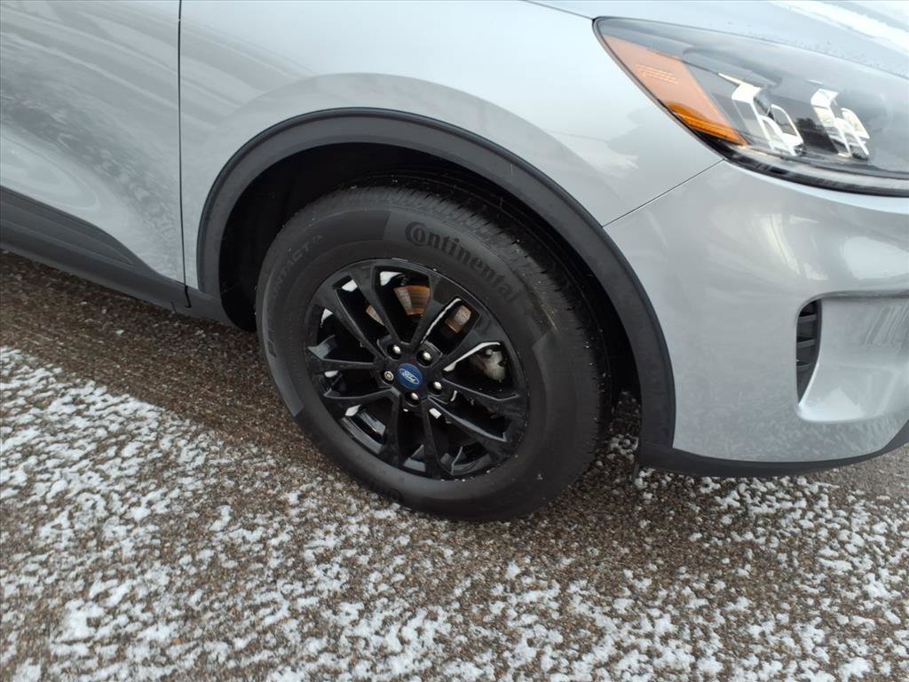 Certified 2022 Ford Escape SE image 8