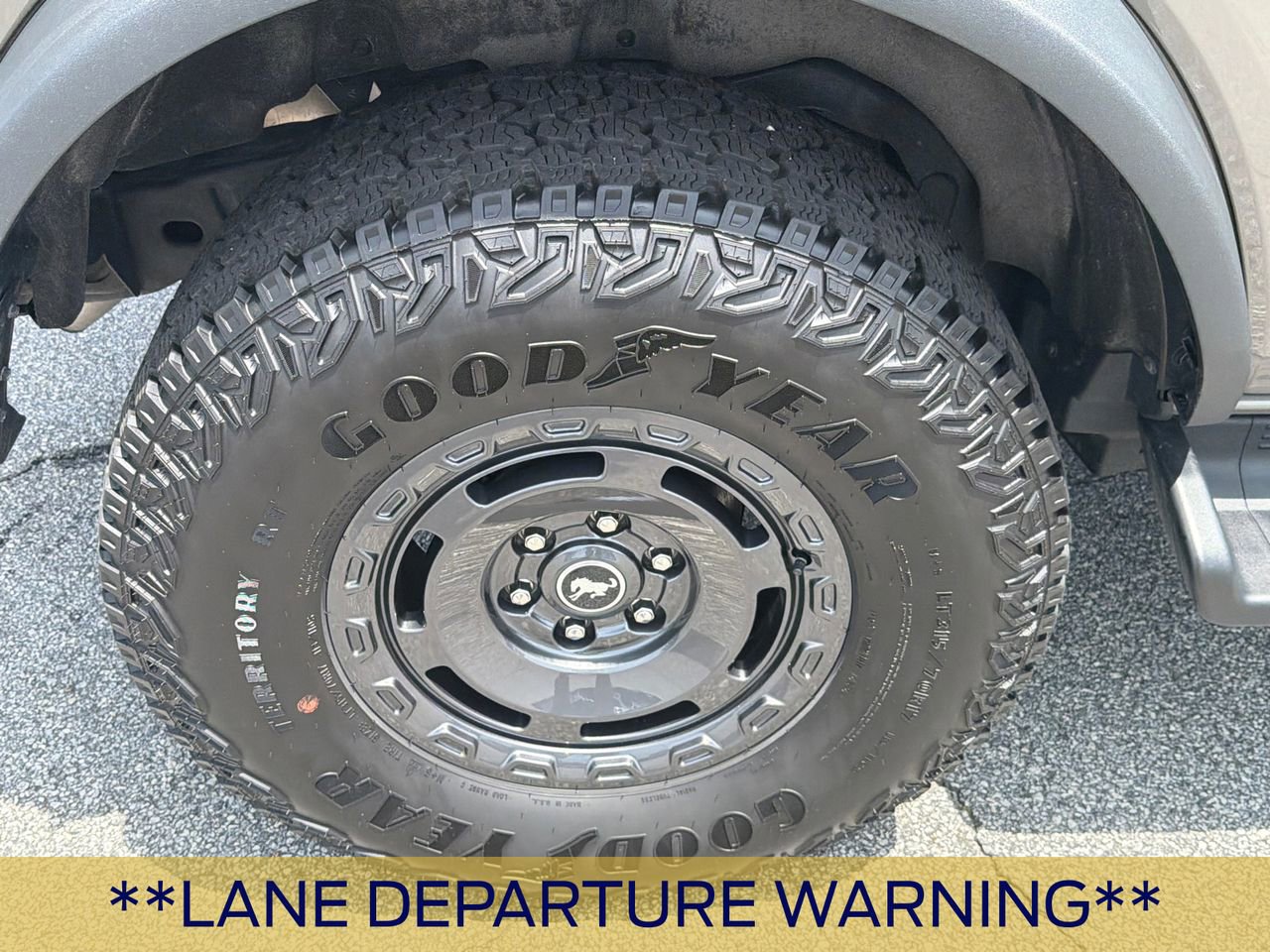 Certified 2025 Ford Bronco Outer Banks w/ Sasquatch Package AWD/4WD image 20