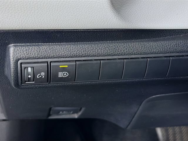 Used 2024 Toyota Corolla SE FWD image 12