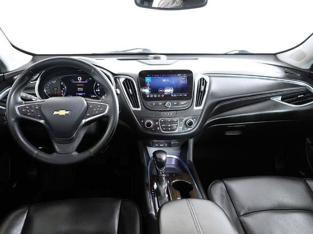 Used 2024 Chevrolet Malibu LT FWD image 2