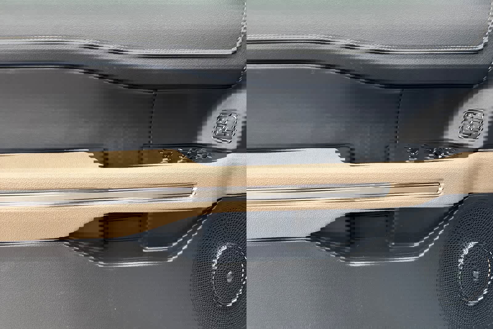 Certified 2024 Ford Expedition Max Limited image 12