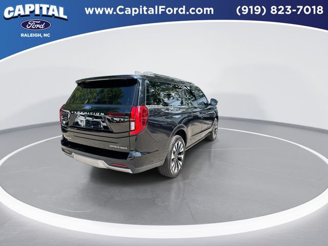 Certified 2025 Ford Expedition Max Platinum w/ Driver's Package AWD/4WD image 8